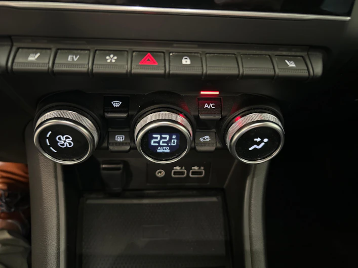 Fahrzeugbild MITSUBISHI ASX