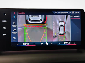 https://vehicle.imgix.net/4396106/61b876b2-c9d5-4842-a709-6201815aa5da.jpg