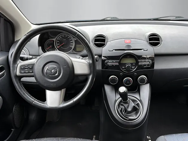 MAZDA 2 1.3 84 MZR Exclusive