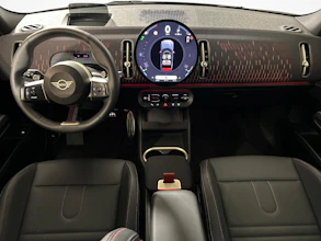https://vehicle.imgix.net/4396116/47f35f72-d9d9-4bb8-b78f-38b2029b49a5.jpg