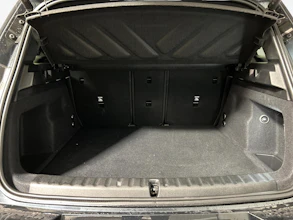https://vehicle.imgix.net/4396116/6998726b-a5f7-4e56-84ae-ebb64779637d.jpg
