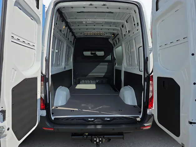 Mercedes-Benz Sprinter 319 CDI PRO KA S 4x4 WORKER