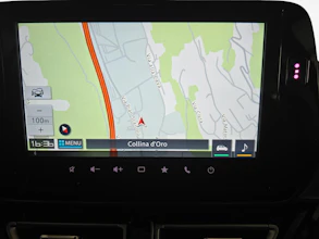 https://vehicle.imgix.net/4396157/36c7dd6f-e3ce-4a18-9e98-42984ada6b40.jpg