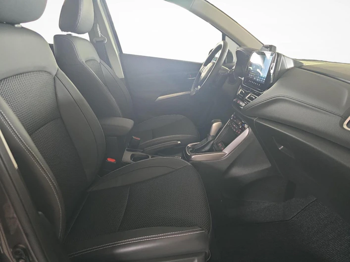 Fahrzeugbild SUZUKI S-CROSS