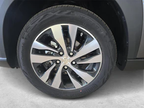 https://vehicle.imgix.net/4396159/f422e44a-da73-4360-90a4-20b8982f7452.jpg