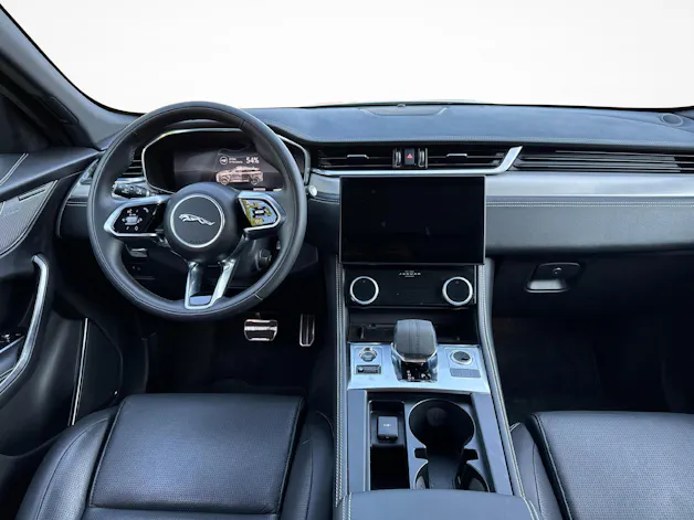Jaguar F-Pace 2.0 P400e R-Dynamic SE AWD