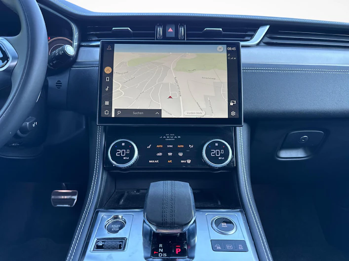 immagine del veicolo JAGUAR F-PACE