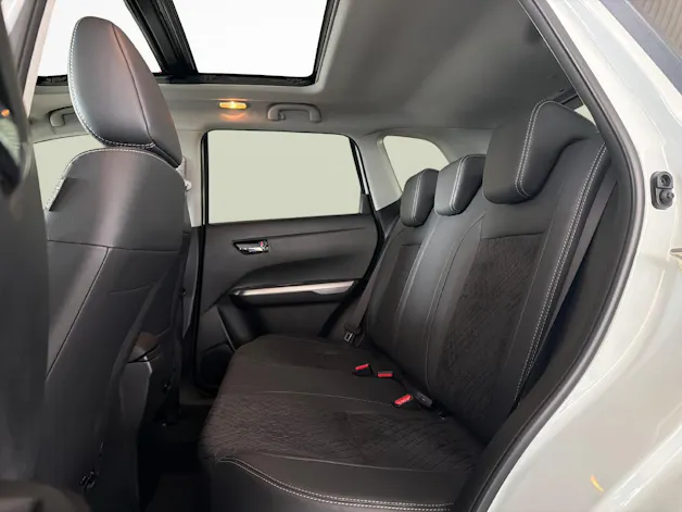 Suzuki Vitara 1.4 T Piz Sulai Top Hybrid 4x4