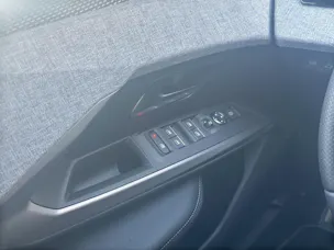PEUGEOT 3008 1.2 Hybrid 145 GT Exclusive