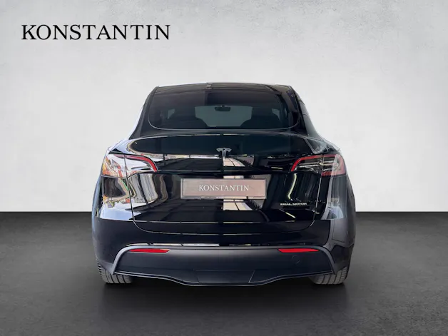Tesla Model Y Long Range Dual Motor