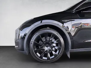 Tesla Model Y Long Range Dual Motor