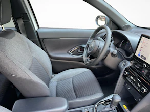 https://vehicle.imgix.net/4396268/6533858f-4b21-47fc-ac18-5ccd05b26245.jpg