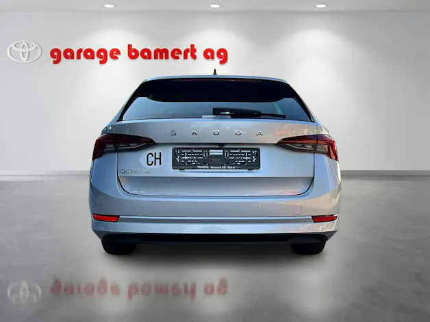 Škoda Octavia Combi 2.0 TDI Ambition DSG