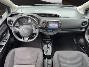 Toyota Yaris 1.5 VVT-i HSD Trend