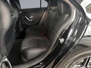 Mercedes-Benz A 220 AMG Line 4m