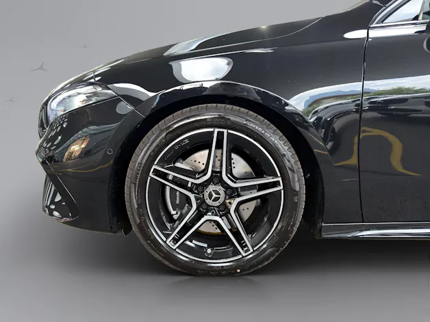 Mercedes-Benz A 220 AMG Line 4m