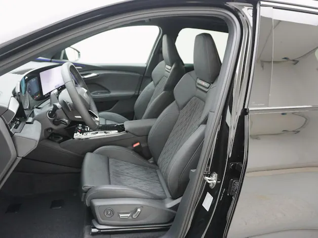 Audi Q6 e-tron quattro S line