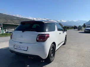 DS Automobiles AUTOMOBILES DS3 1.6 16V BlueHDi Sport Chic Plus