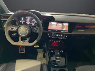 Audi RS3 Limousine 2.5 TFSI quattro S-Tronic