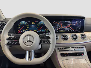 Mercedes-Benz E 300 AMG Line Cabriolet