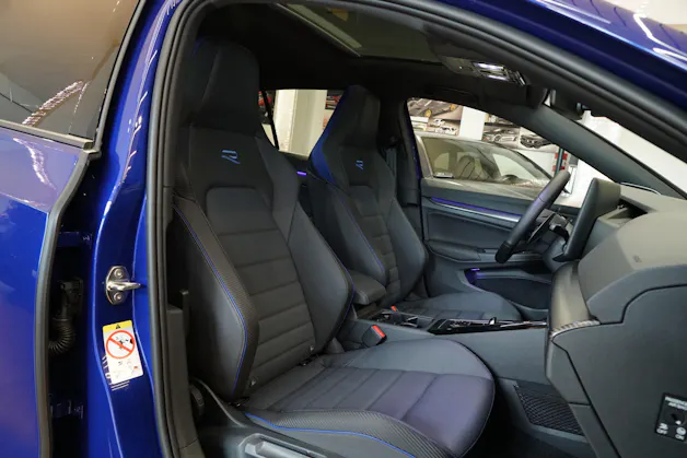 VW Golf 2.0 TSI R Black Edition DSG 4 Motion ABT 400 PS Akrapovič