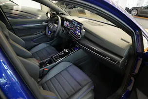 VW Golf 2.0 TSI R Black Edition DSG 4 Motion ABT 400 PS Akrapovič