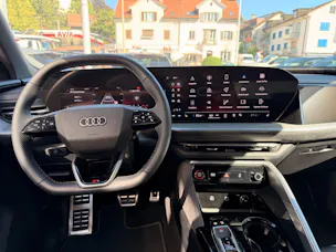 Audi SQ5 3.0 TFSI QUATTRO 367 PS *** TRAUM IN GRENADINEROT ***