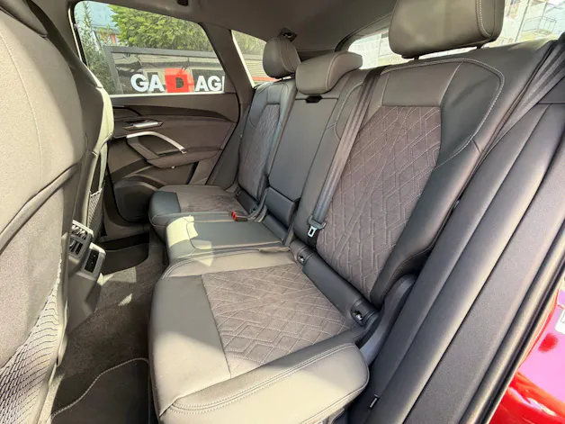AUDI SQ5 3.0 TFSI QUATTRO 367 PS *** TRAUM IN GRENADINEROT ***