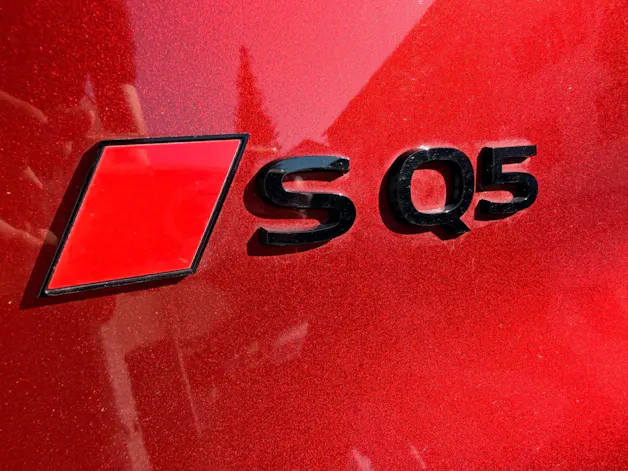 AUDI SQ5 3.0 TFSI QUATTRO 367 PS *** TRAUM IN GRENADINEROT ***