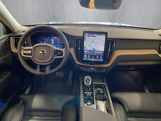 Volvo XC60 T6 eAWD PluginHybrid Plus Dark Geartronic