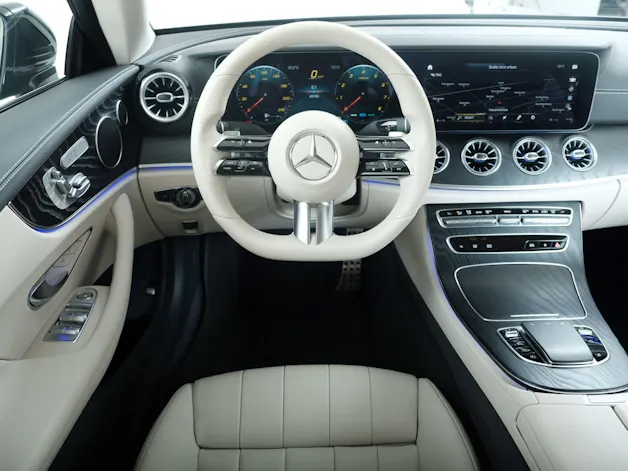 Mercedes-Benz E 200 Coupé 4Matic AMG Line 9G-Tronic