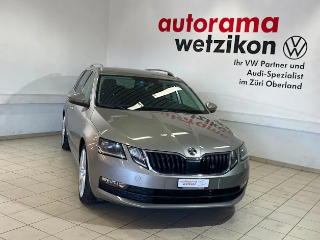 SKODA Octavia Combi 2.0 TDI Style 4x4 DSG