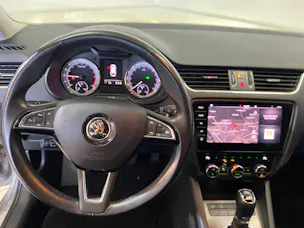 SKODA Octavia Combi 2.0 TDI Style 4x4 DSG