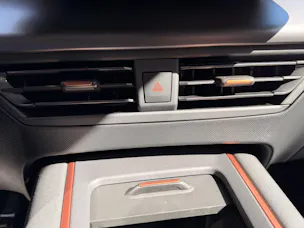 Cupra Born 204 PS EDITION DYNAMIC *** 360 GRAD KAMERA & 5 JAHRE CUPRA HERSTELLERGARANTIE ***