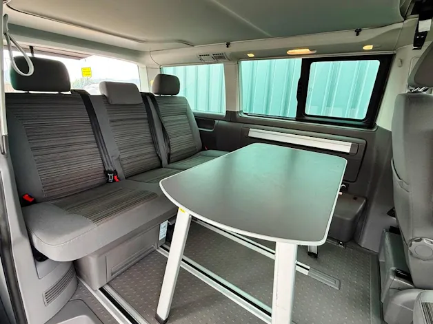 VW T6.1 California 2.0 TDI Beach Edition Liberty DSG