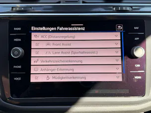 VW Tiguan Allspace R-LINE 4MOTION *** PANORAMAGLASDACH & 360 GRAD KAMERA ***