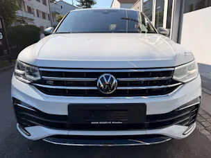 VW Tiguan Allspace R-LINE 4MOTION *** PANORAMAGLASDACH & 360 GRAD KAMERA ***