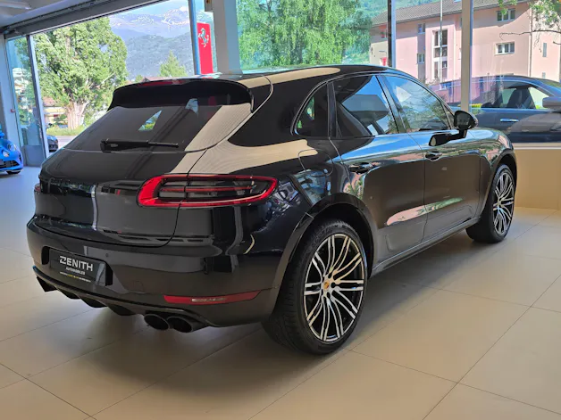 Porsche Macan Turbo PDK