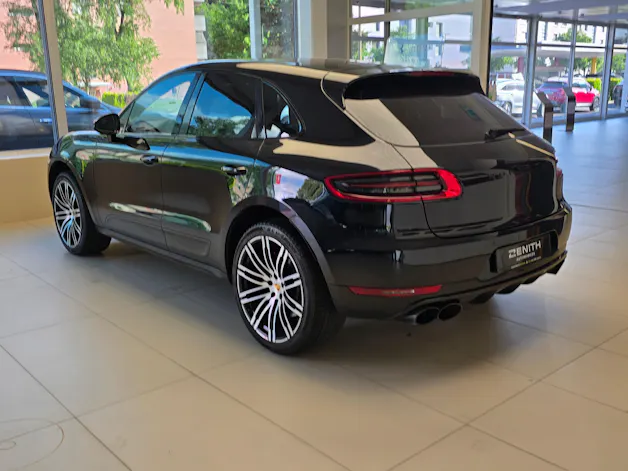 Porsche Macan Turbo PDK