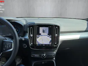 Volvo XC40 B4 Benzin Mild Hybrid Plus Dark DCT