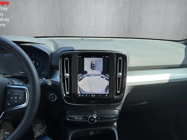 Volvo XC40 B4 Benzin Mild Hybrid Plus Dark DCT