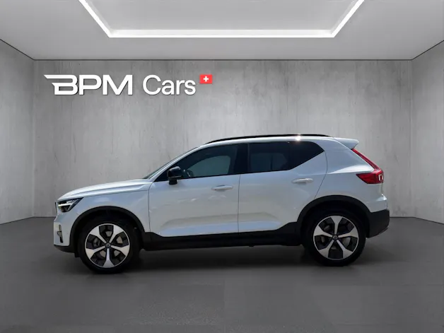 VOLVO XC40 B4 Benzin Mild Hybrid Plus Dark DCT