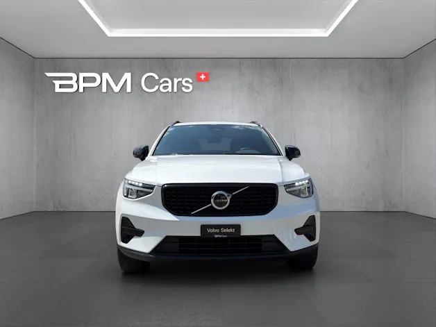 VOLVO XC40 B4 Benzin Mild Hybrid Plus Dark DCT