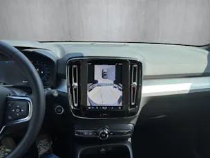 Volvo XC40 B4 Benzin Mild Hybrid Plus Dark DCT