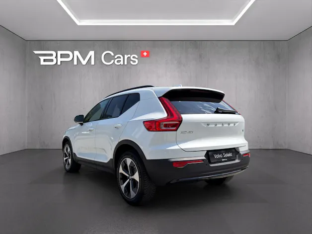 VOLVO XC40 B4 Benzin Mild Hybrid Plus Dark DCT