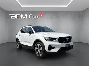 Volvo XC40 B4 Benzin Mild Hybrid Plus Dark DCT