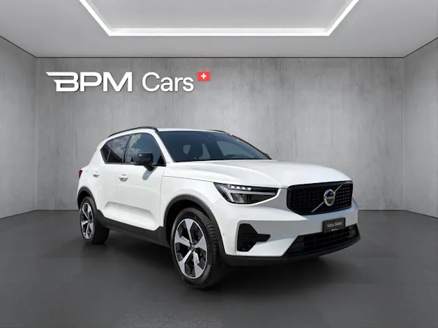 VOLVO XC40 B4 Benzin Mild Hybrid Plus Dark DCT