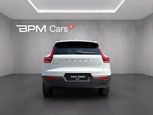 Volvo XC40 B4 Benzin Mild Hybrid Plus Dark DCT