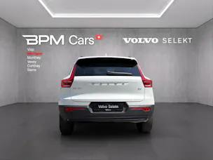 Volvo XC40 B4 Benzin Mild Hybrid Plus Dark DCT