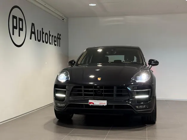 Porsche Macan Turbo PDK